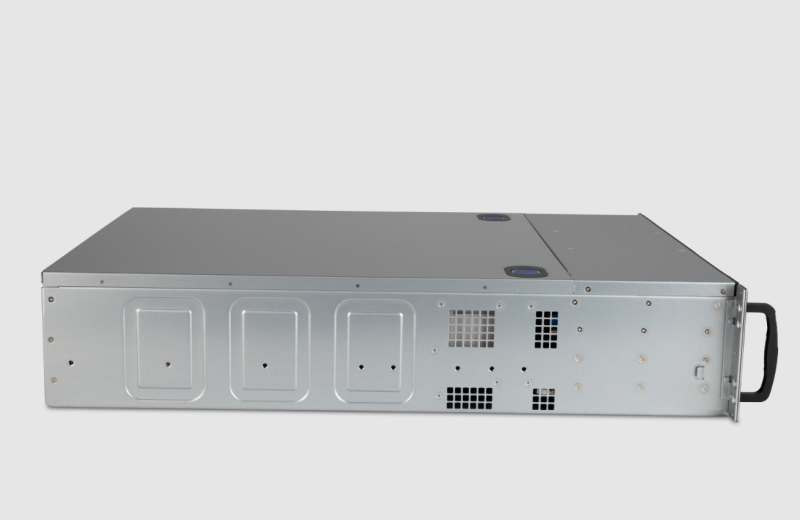 Datei:RM131616 Front seitlich.png